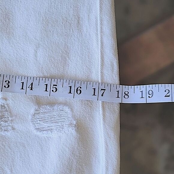 Levi's White Wedgie Fit Ankle Jeans size 25 - Picture 11 of 16